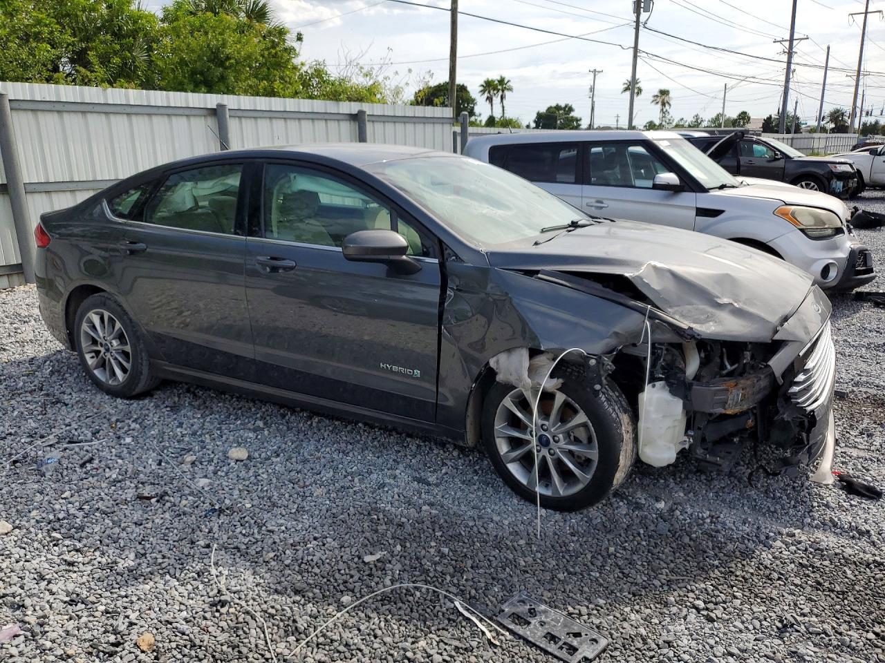 2017 Ford Fusion S Hybrid - Фото 4