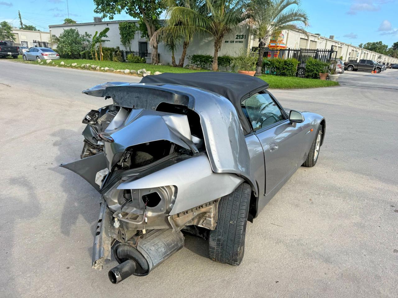 2003 Honda S2000 - Image 3