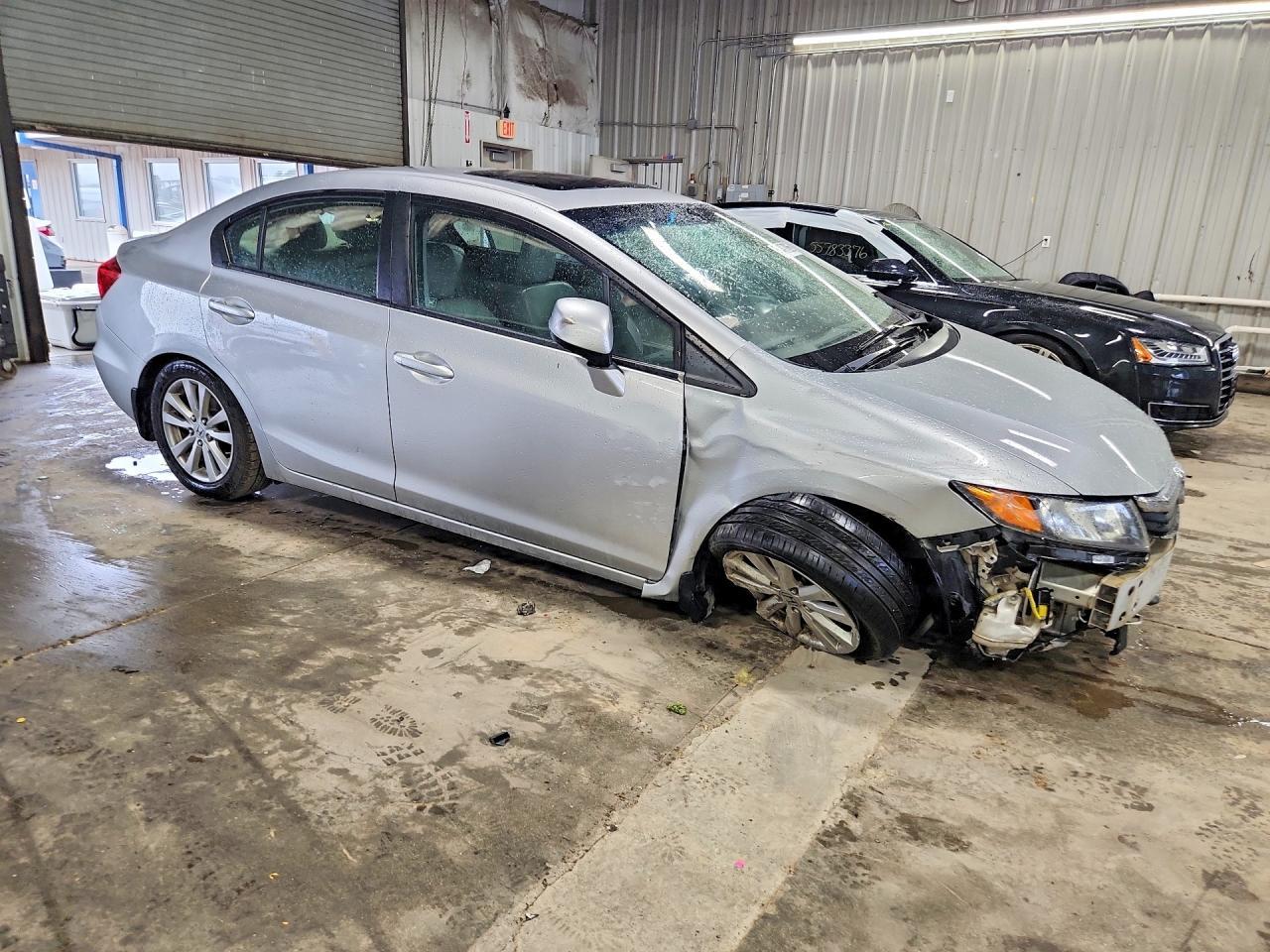 2012 Honda Civic Exl - Image 4