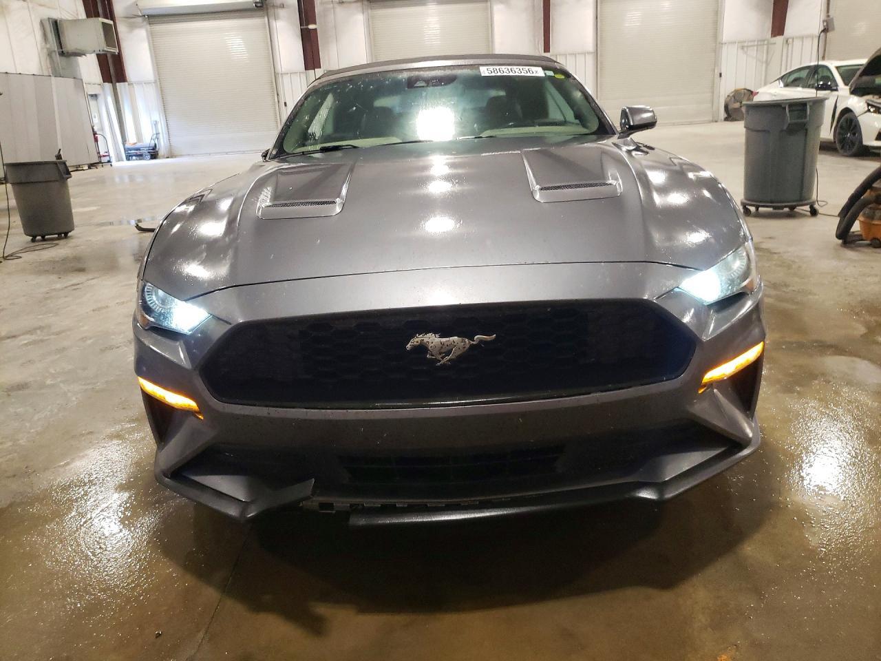 2022 Ford Mustang - Image 5