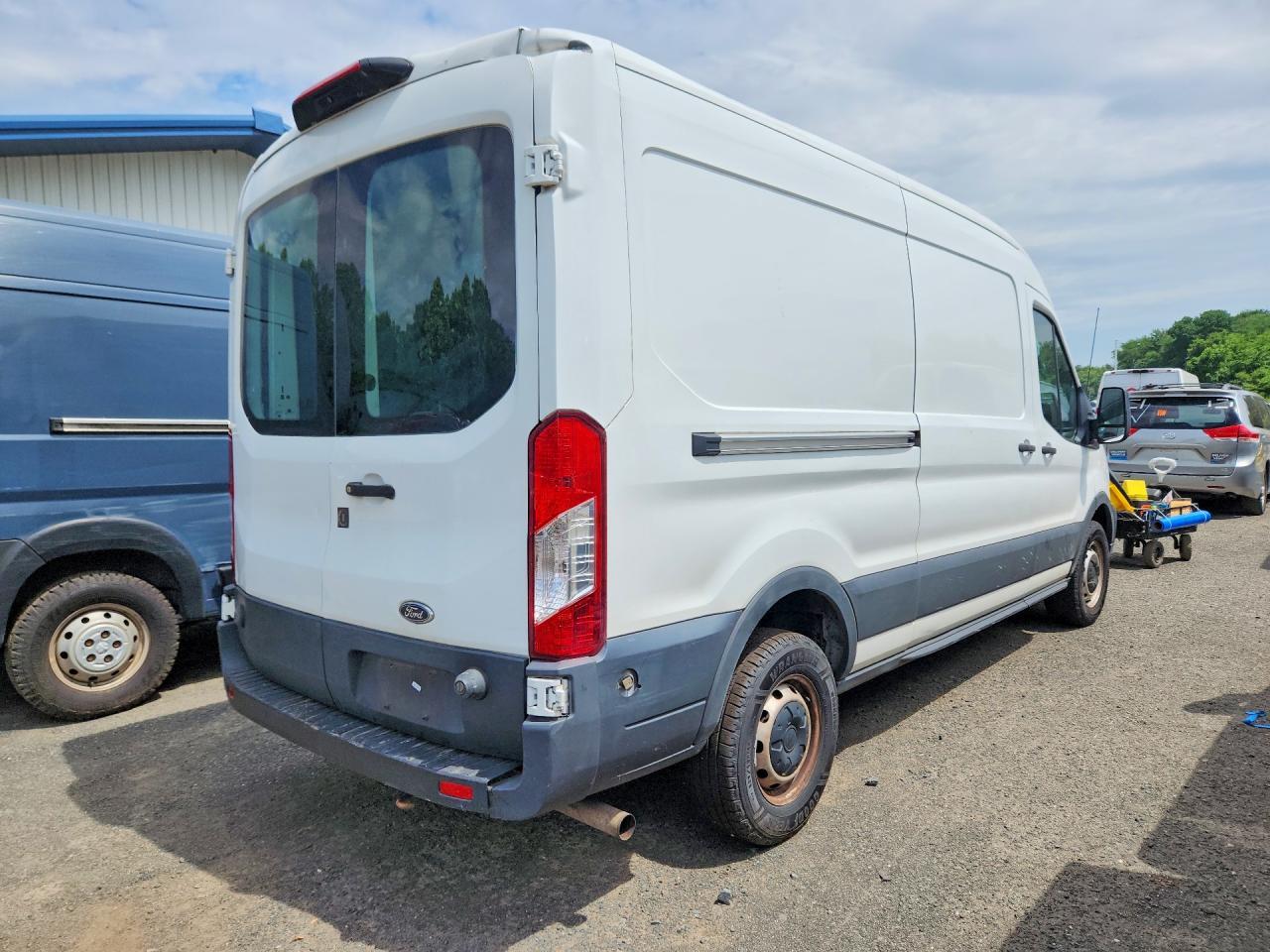 2020 Ford Transit T-250 - Image 3