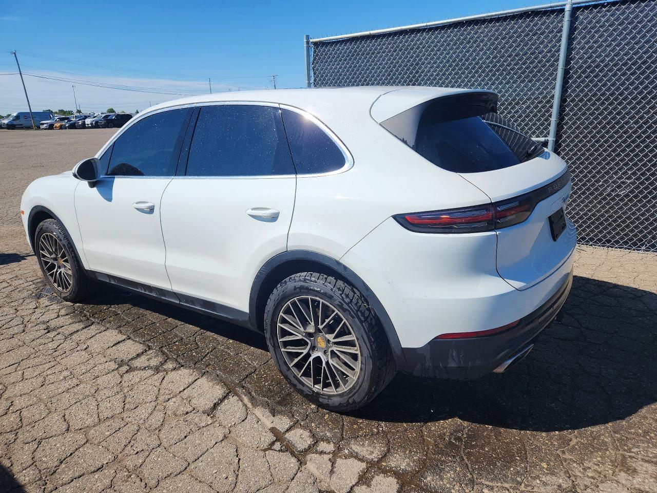 2019 Porsche Cayenne - Image 2