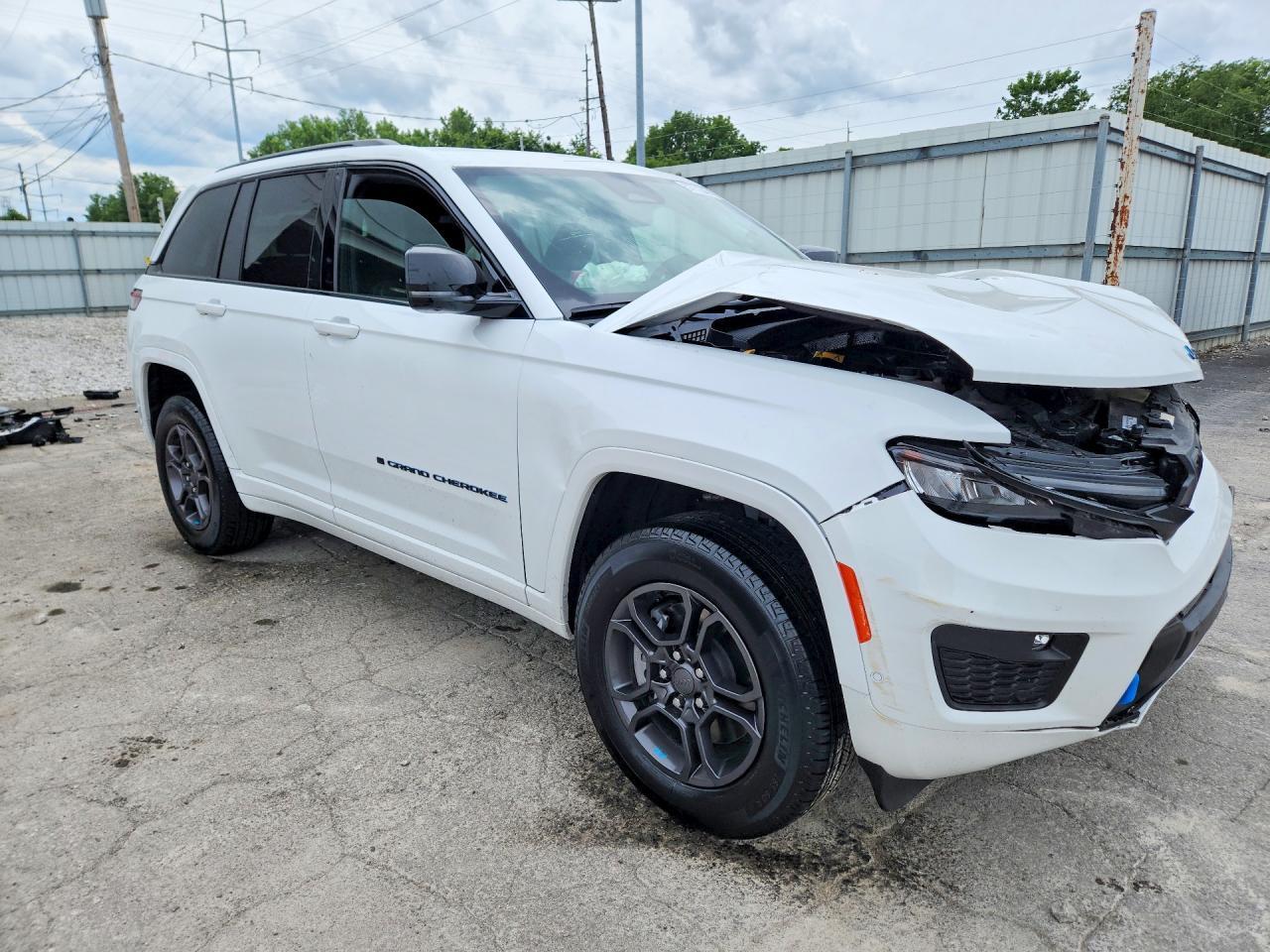 2025 Jeep Grand Cherokee 4Xe - Фото 4