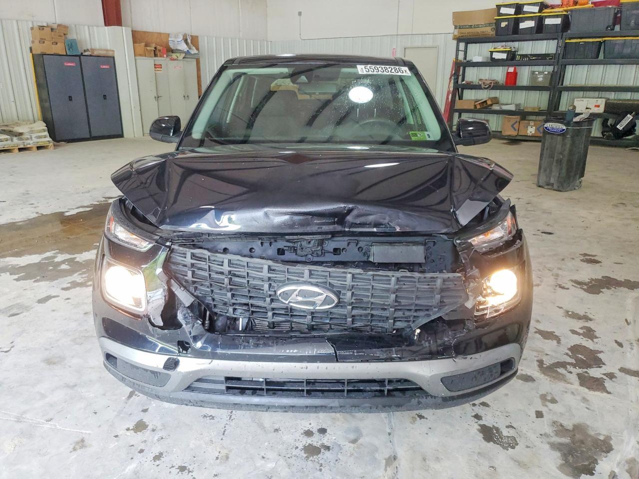 2022 Hyundai Venue Se - Image 5