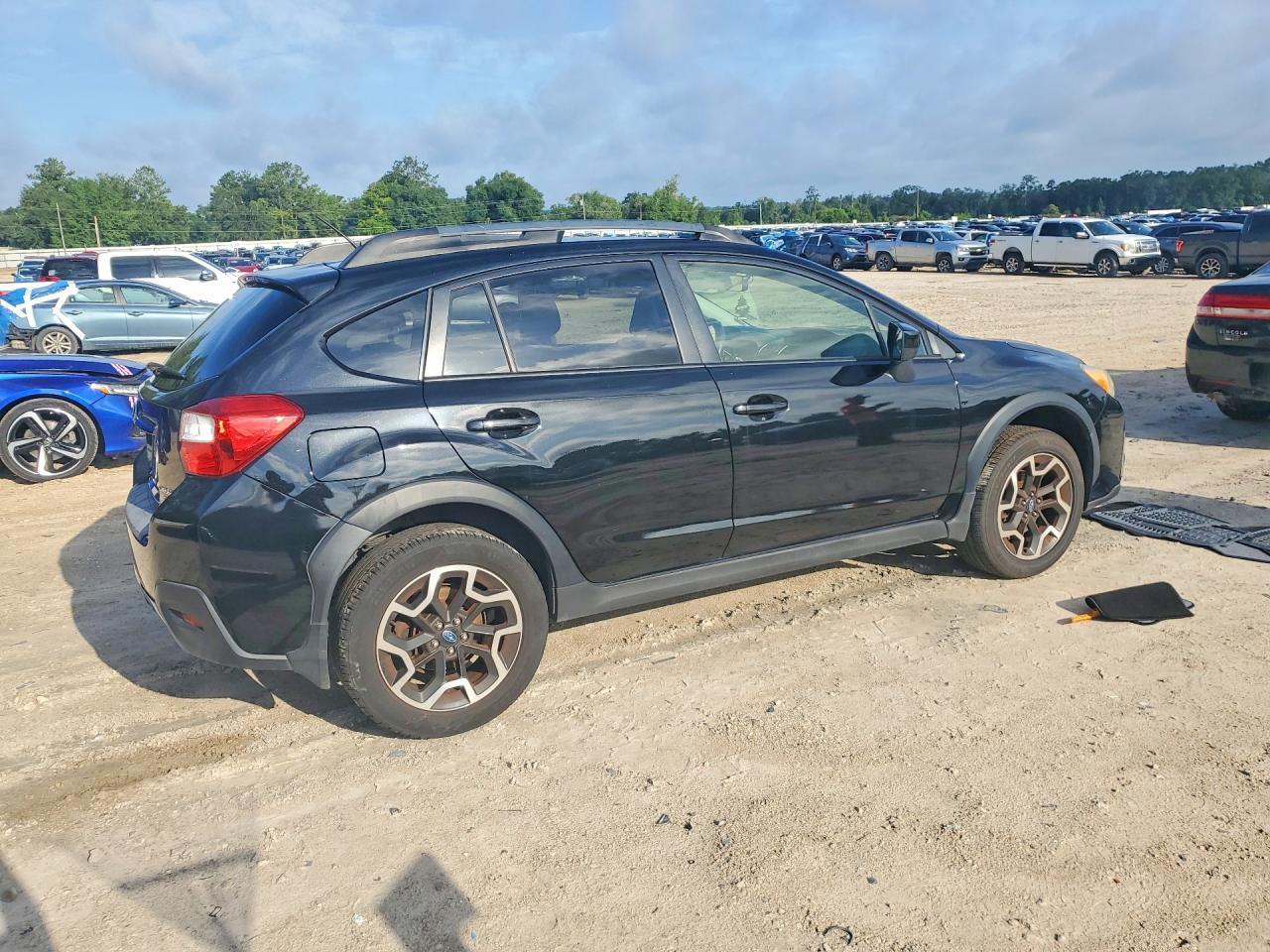 2017 Subaru Crosstrek Premium - Фото 3