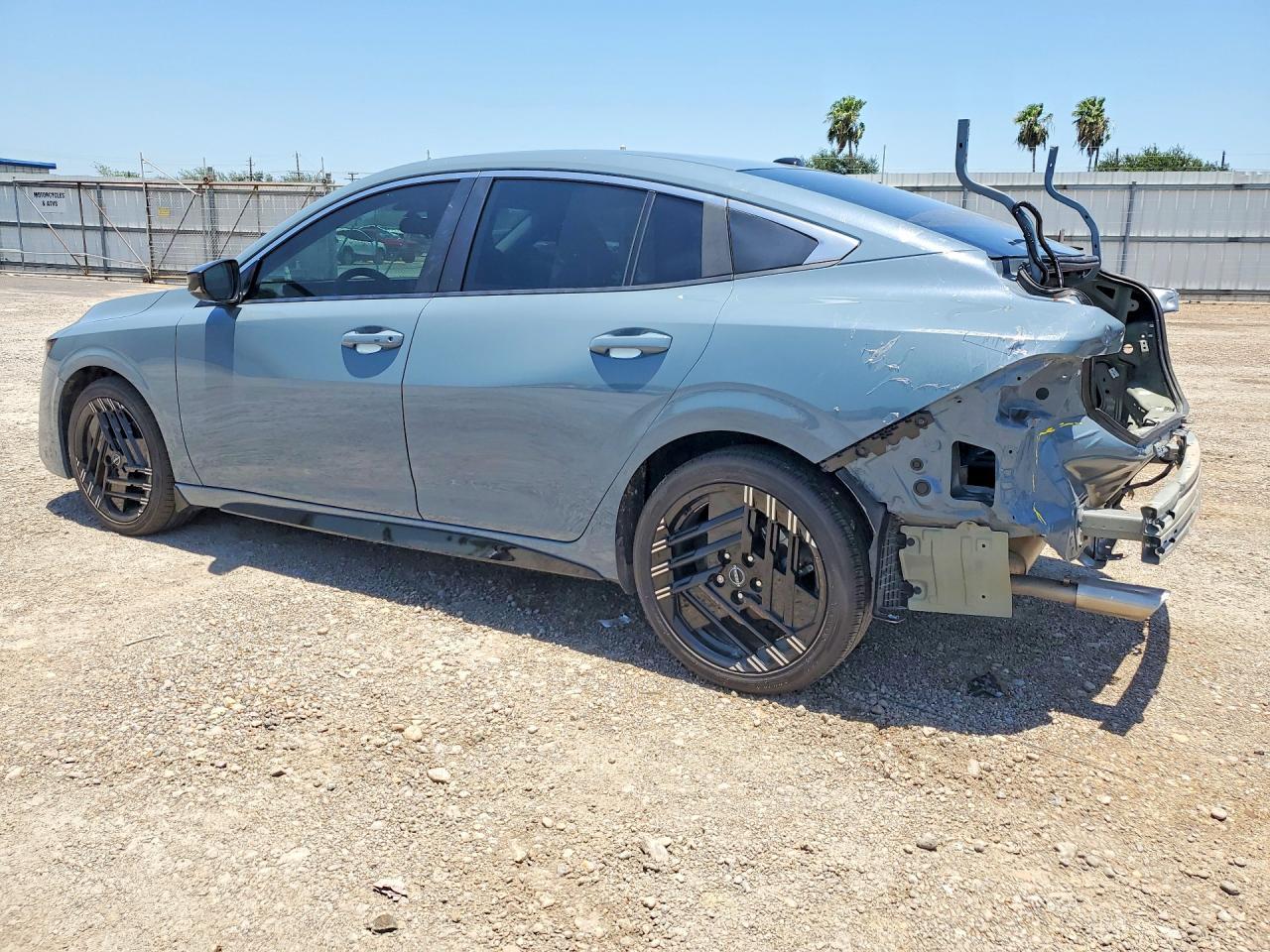 2026 Nissan Sentra Sr - Фото 2