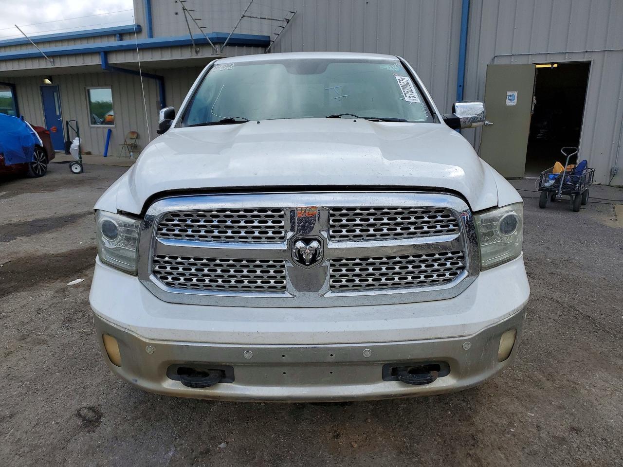 2016 Ram 1500 Laramie - Фото 5