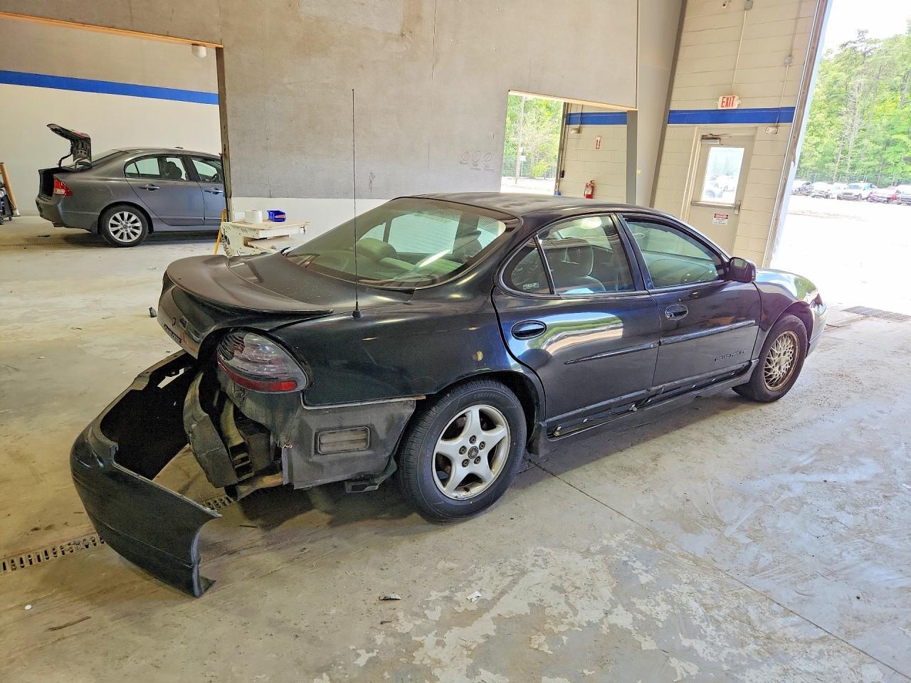 1997 Pontiac Grand Prix Gt - Image 3