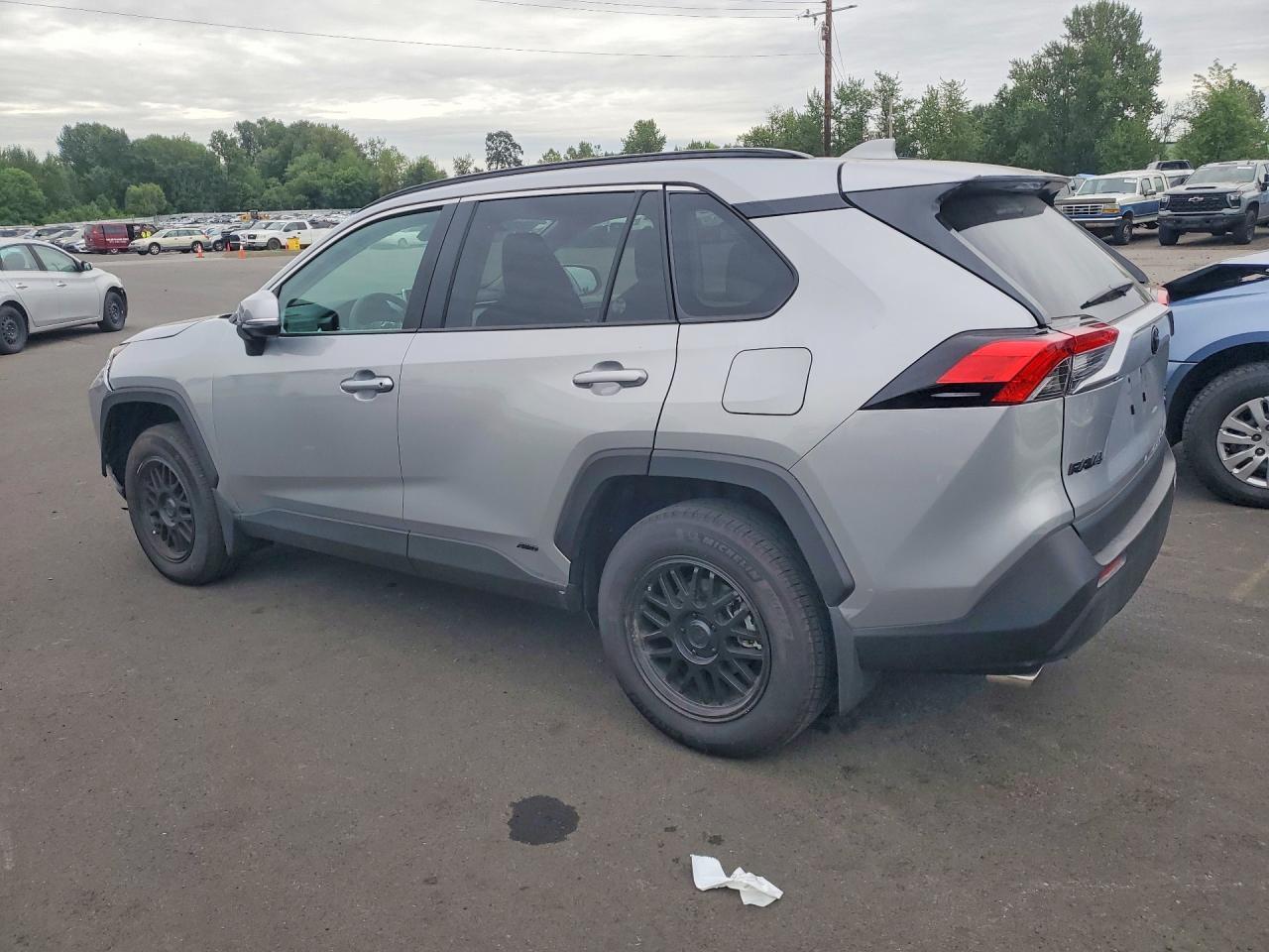 2024 Toyota Rav4 Hybrid Xle - Фото 2