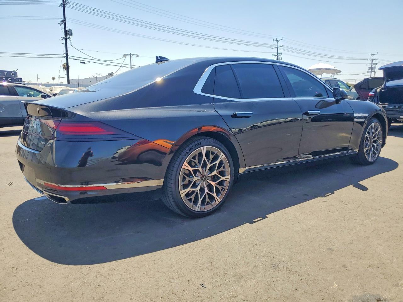 2025 Genesis G90 3.5T E-Supercharger - Image 3