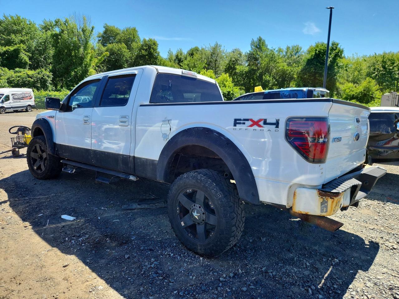 2010 Ford F150 Supercrew - Image 2
