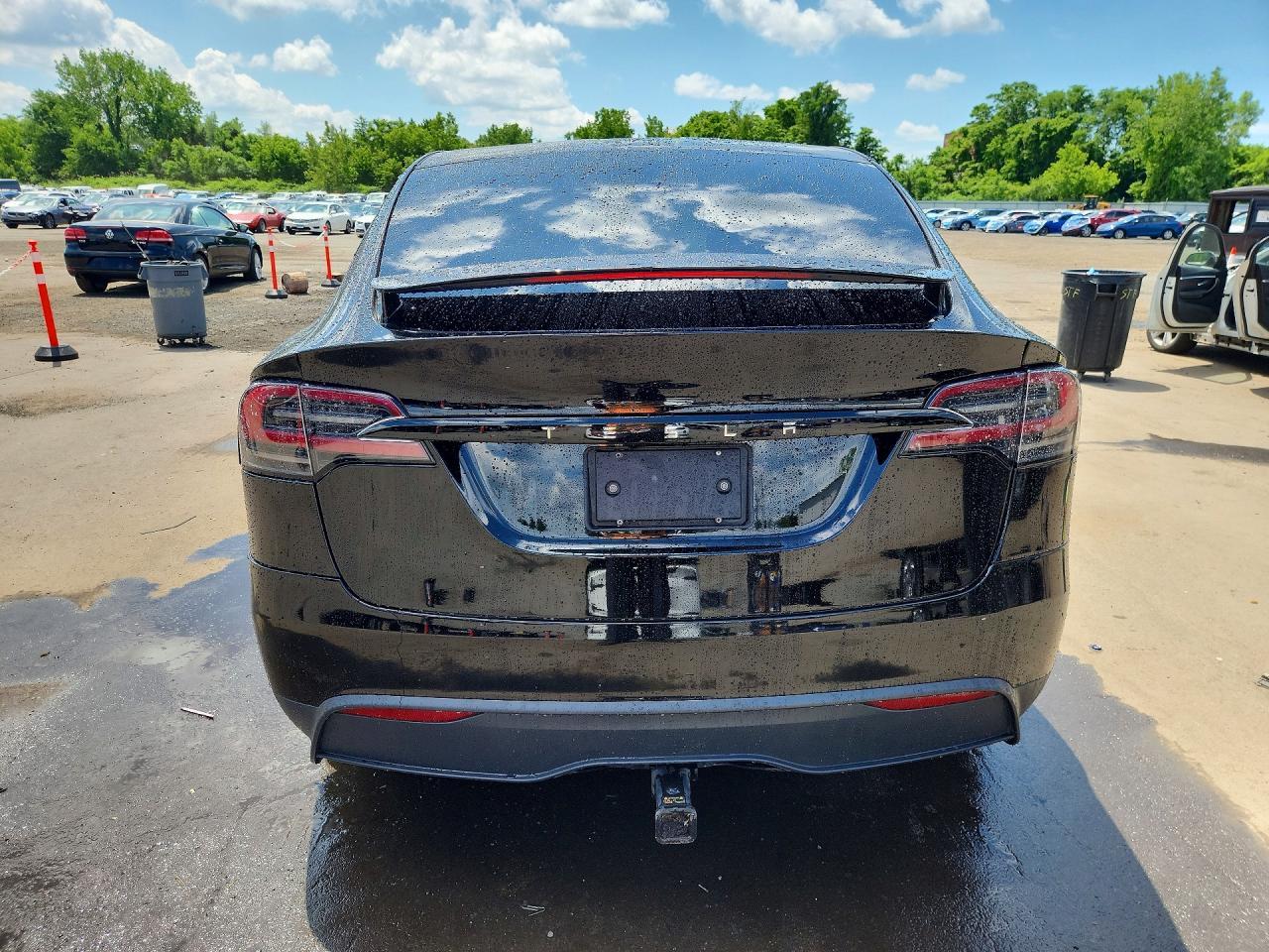2023 Tesla Model X - Фото 6