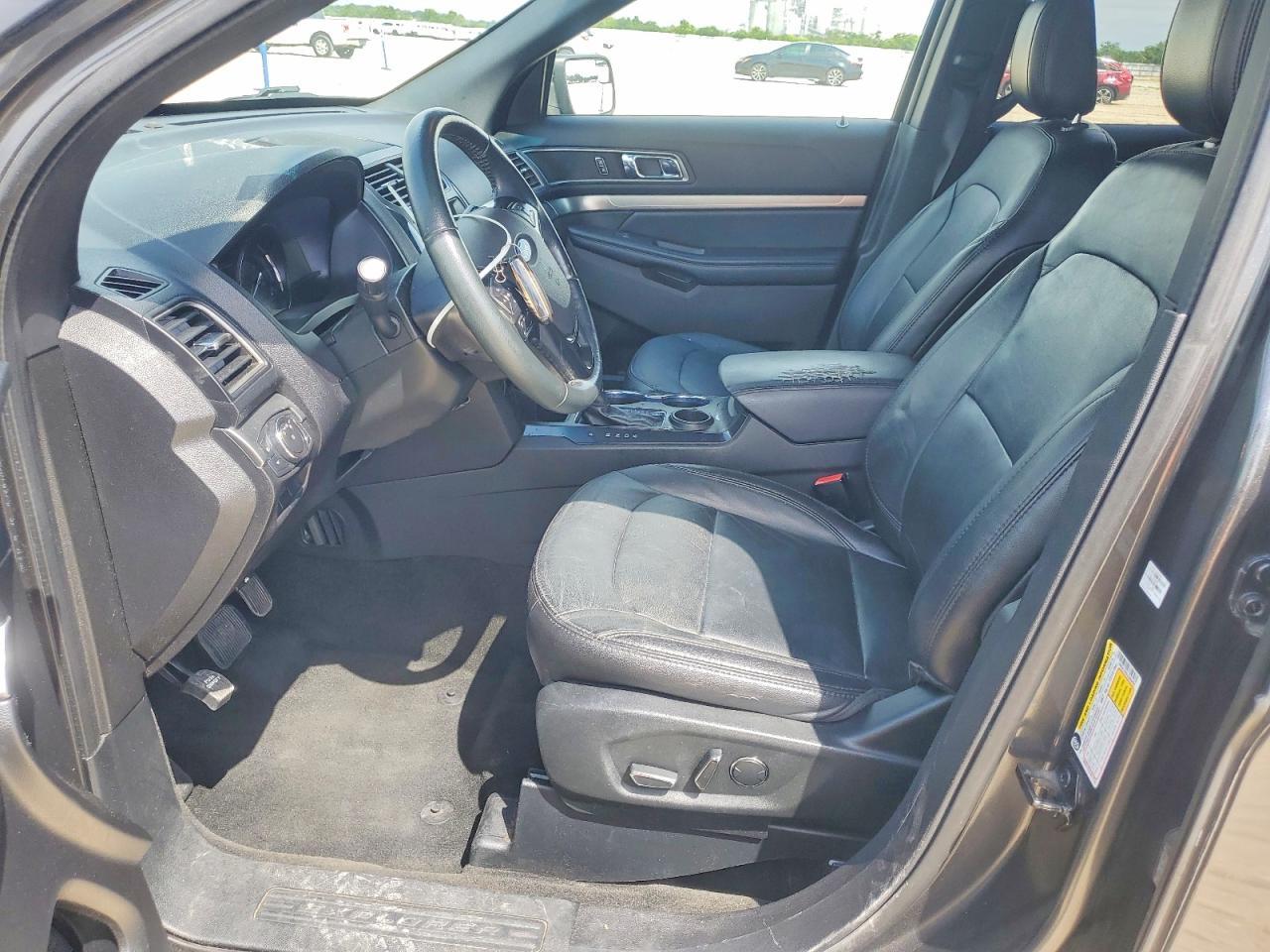2018 Ford Explorer Xlt - Фото 7