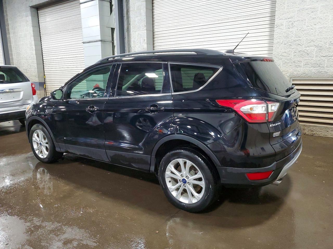 2018 Ford Escape Se - Фото 2