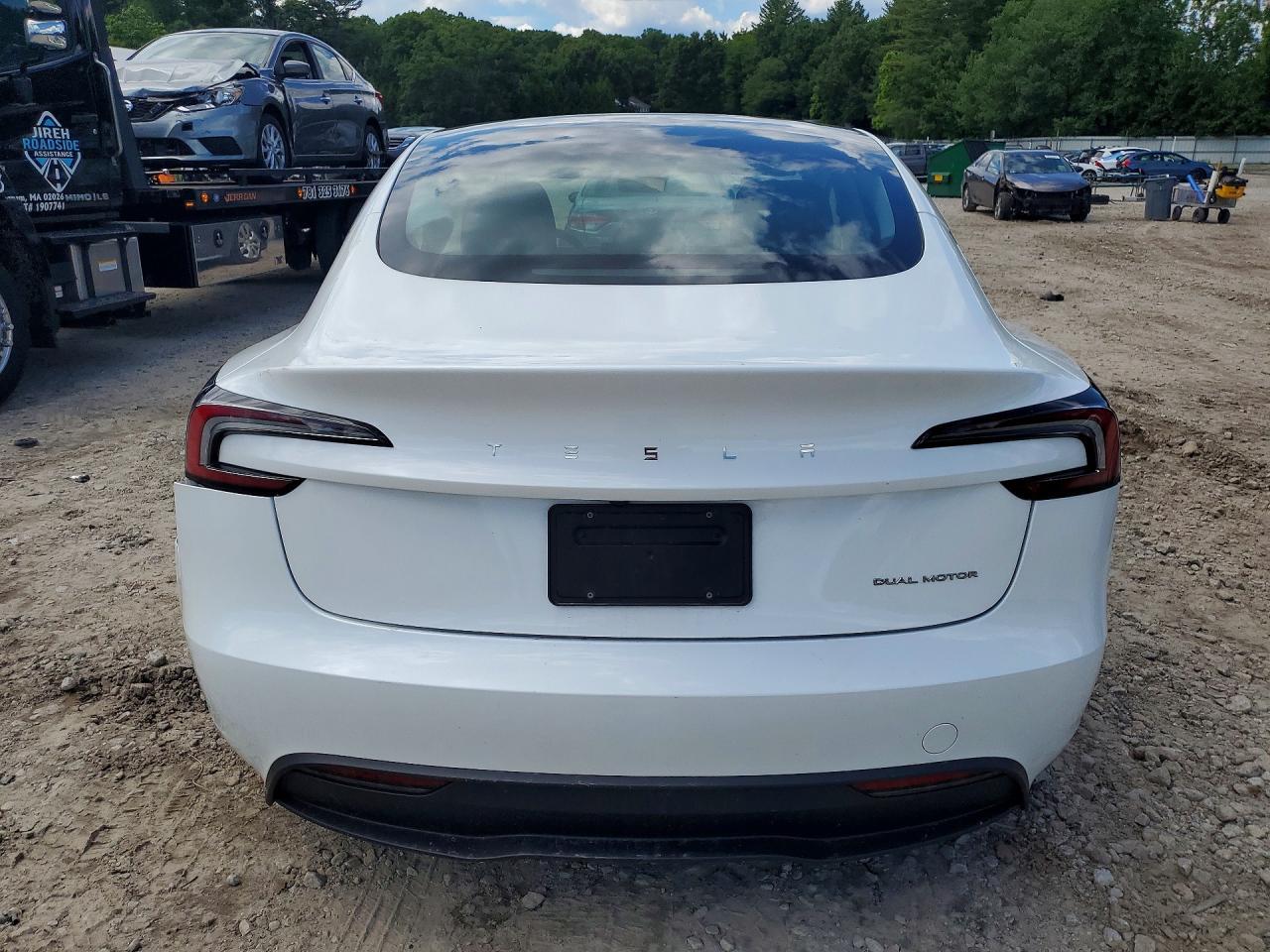 2024 Tesla Model 3 - Фото 6