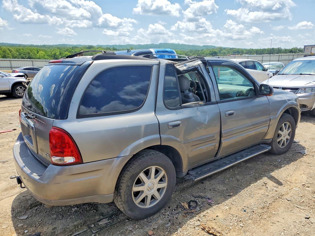 2005 Buick Rainier Cxl - Image 3
