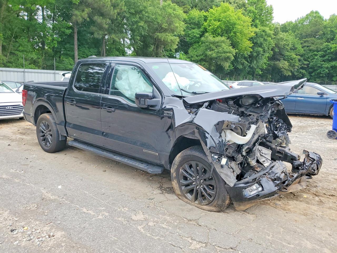 2024 Ford F150 Lariat - Image 4