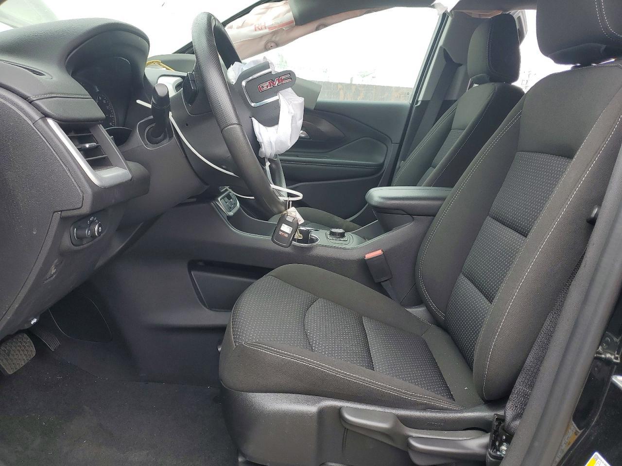 2024 GMC Terrain Sle - Image 7