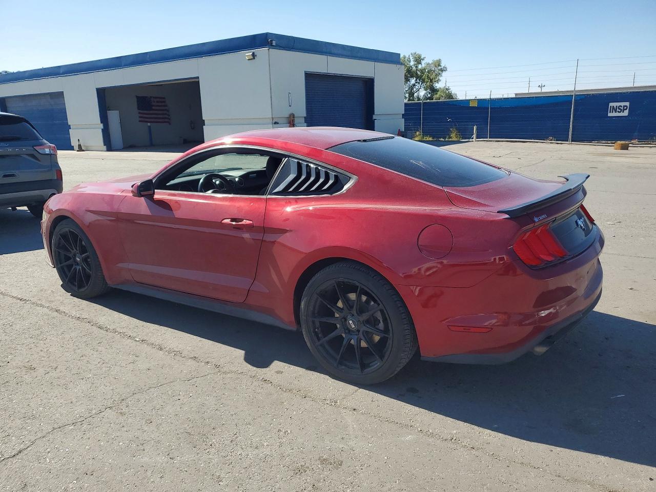 2018 Ford Mustang - Фото 2