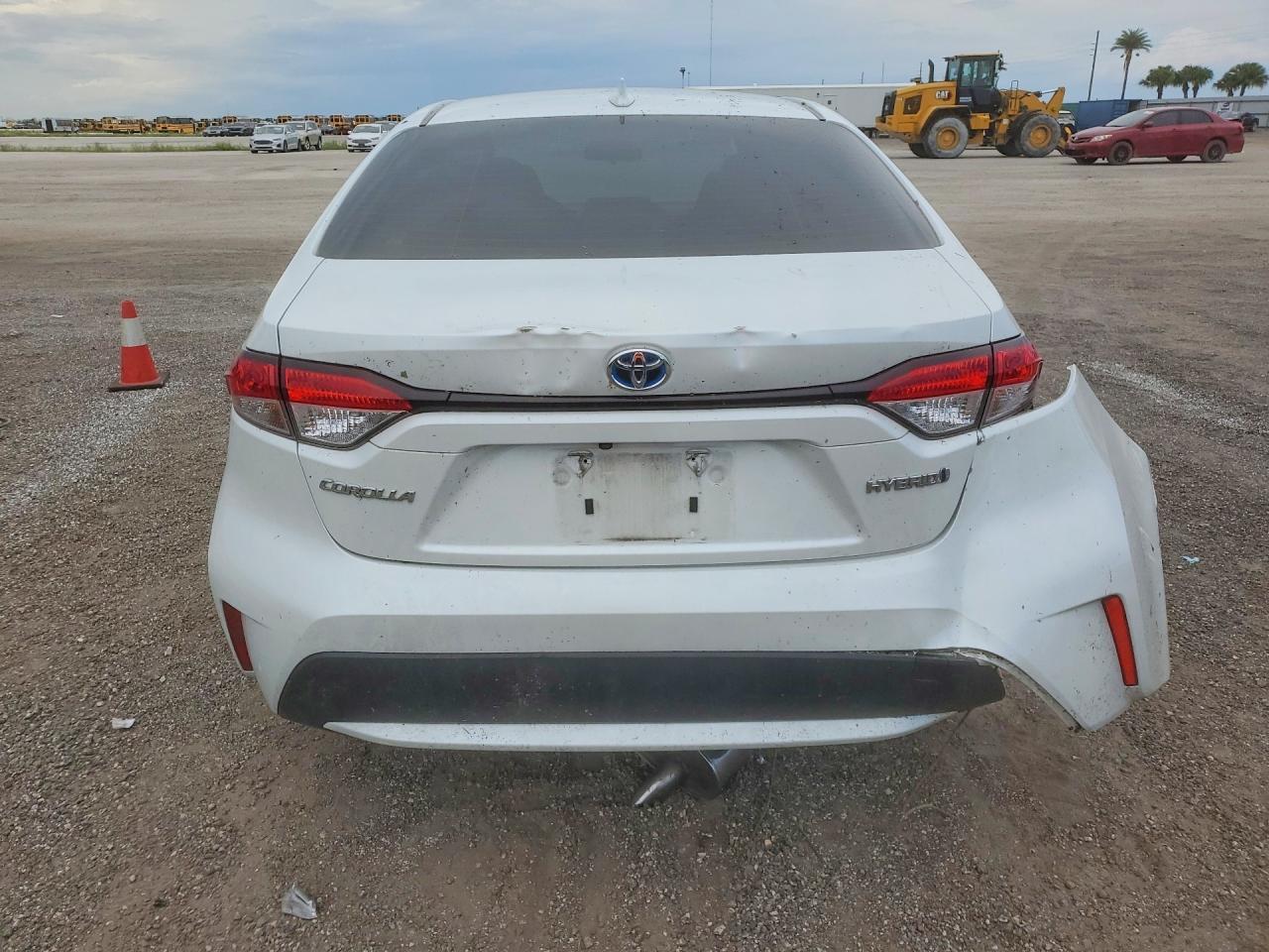 2022 Toyota Corolla Le - Фото 6