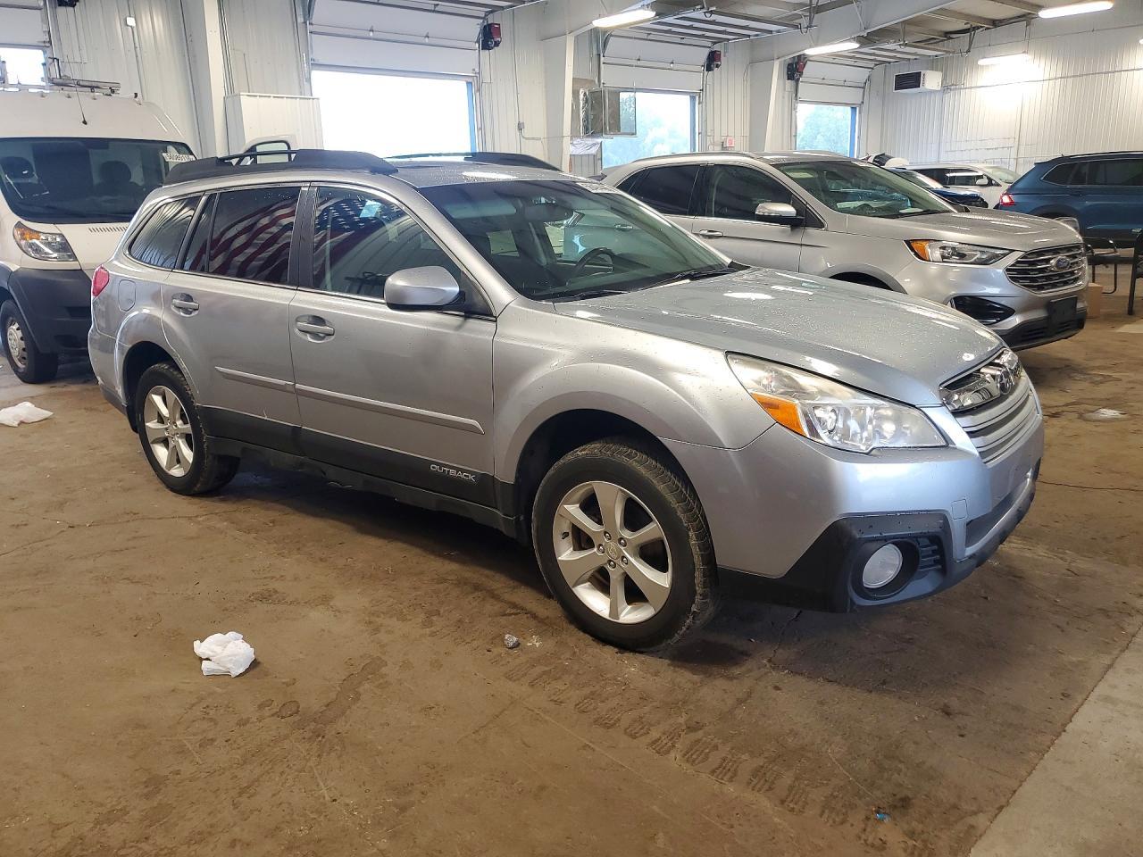 2013 Subaru Outback 2.5I Premium - Фото 4