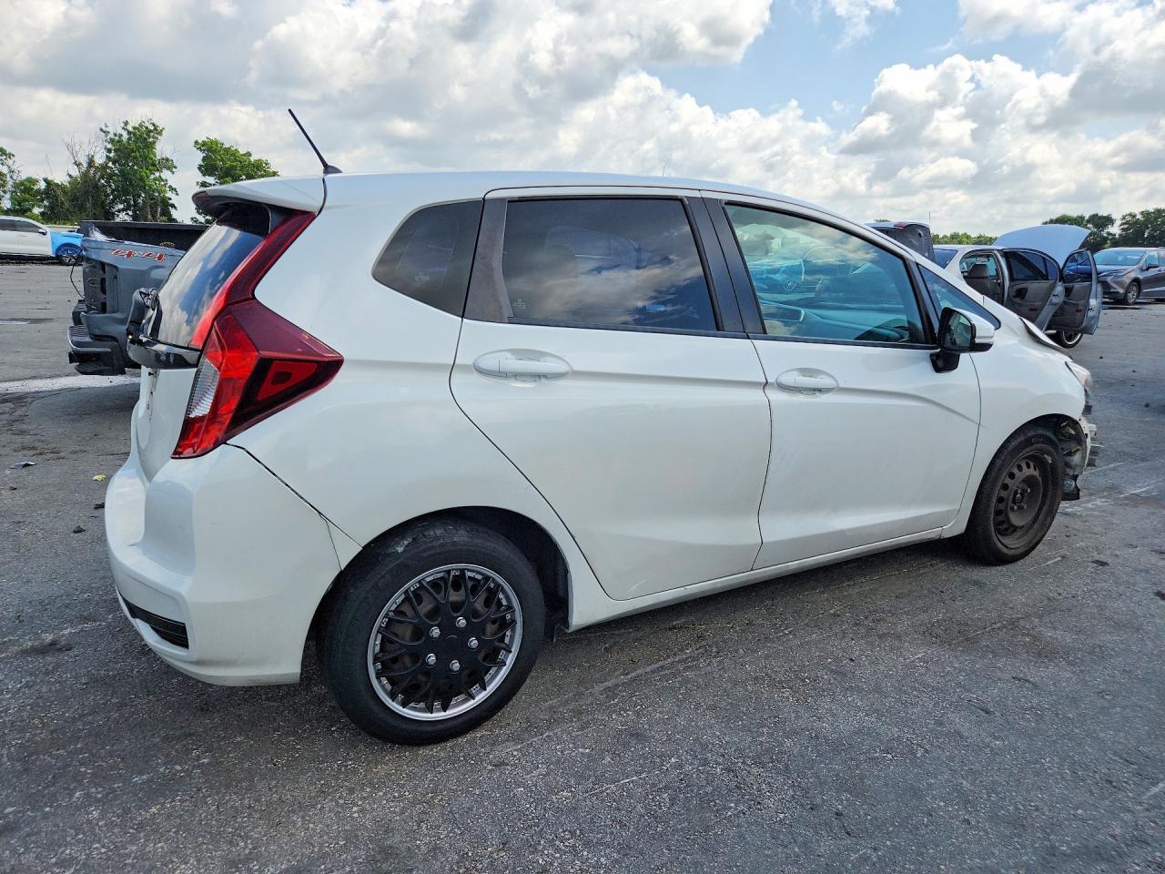 2019 Honda Fit Lx - Image 3