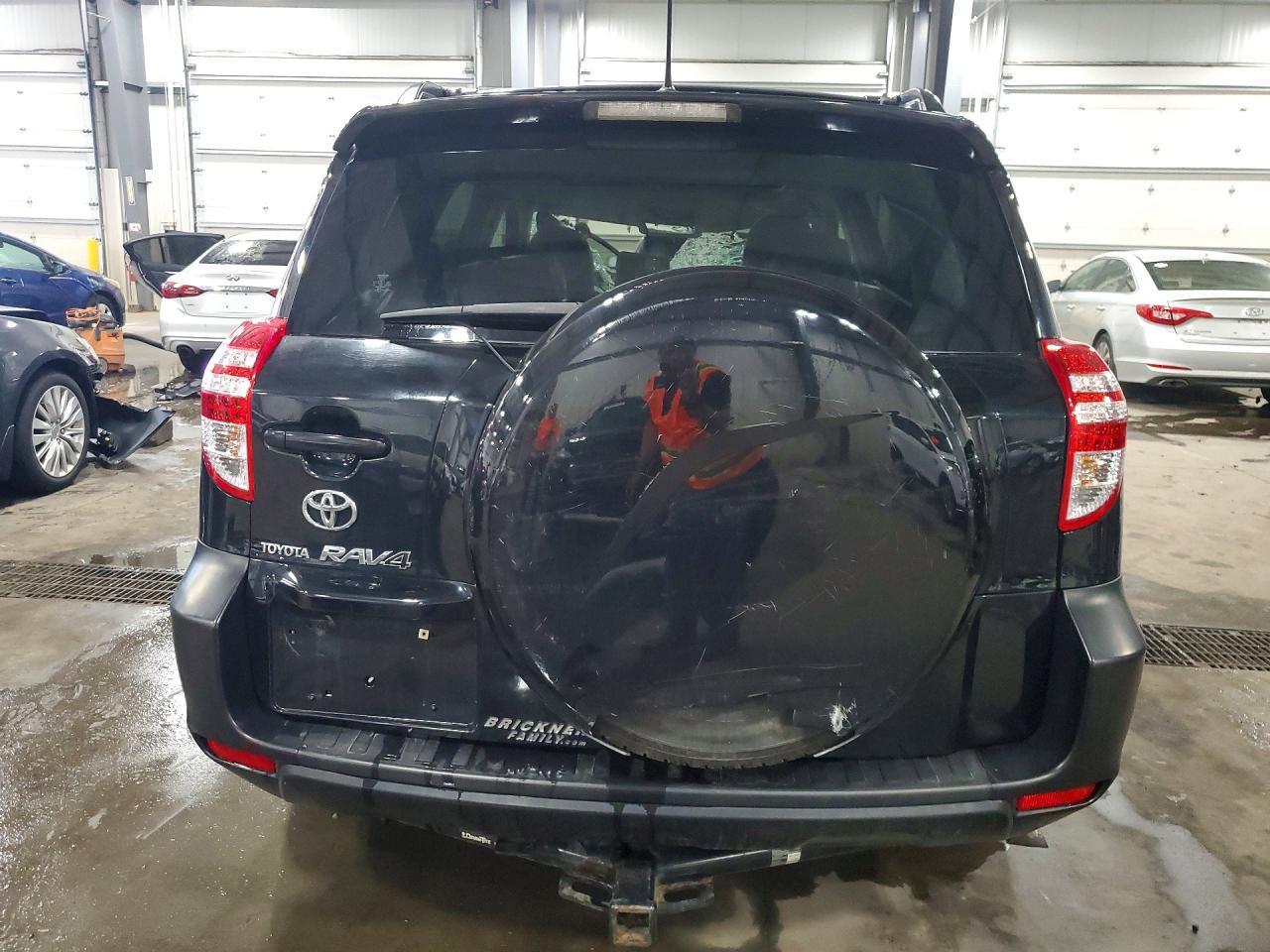 2012 Toyota Rav4 Limited - Image 6
