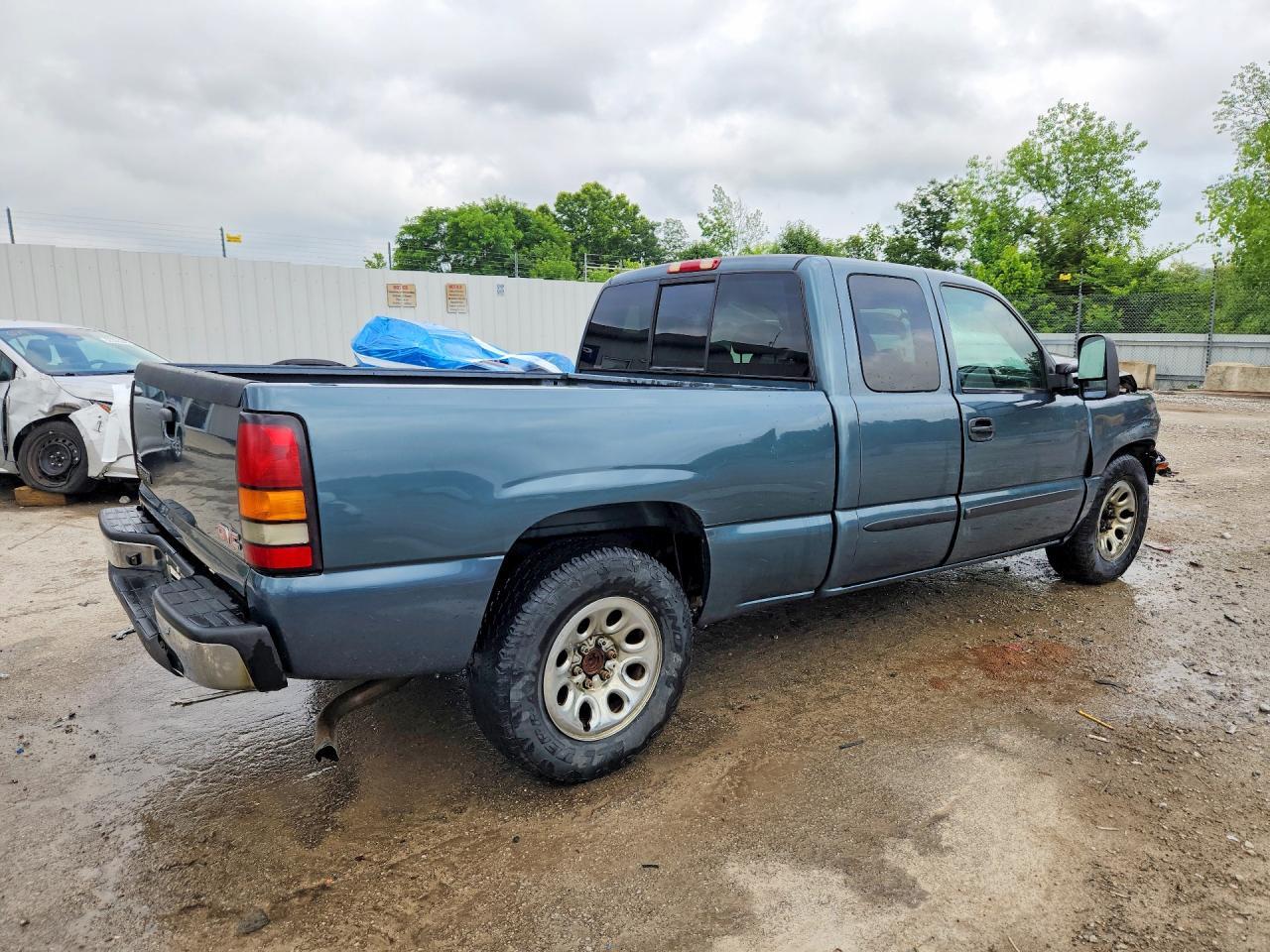 2007 GMC New Sierra C1500 Classic - Фото 3