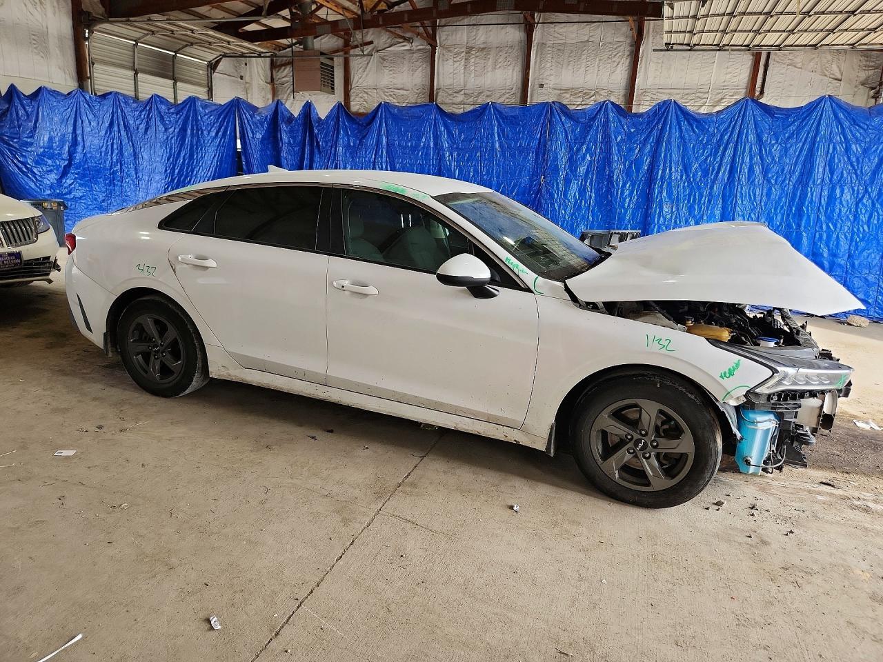 2023 Kia K5 Lxs - Image 4