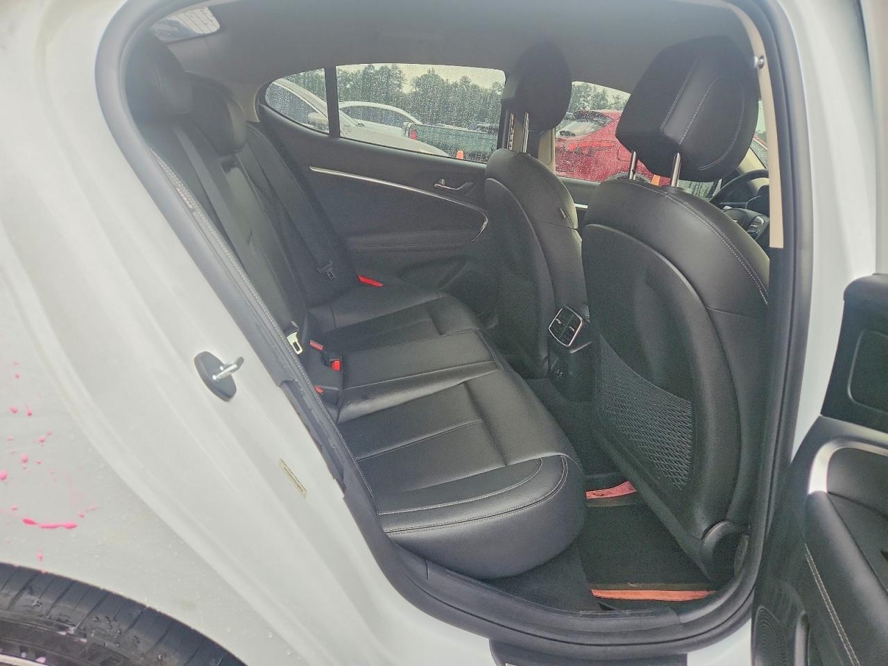 2025 Genesis G70 2.5T Standard - Фото 6