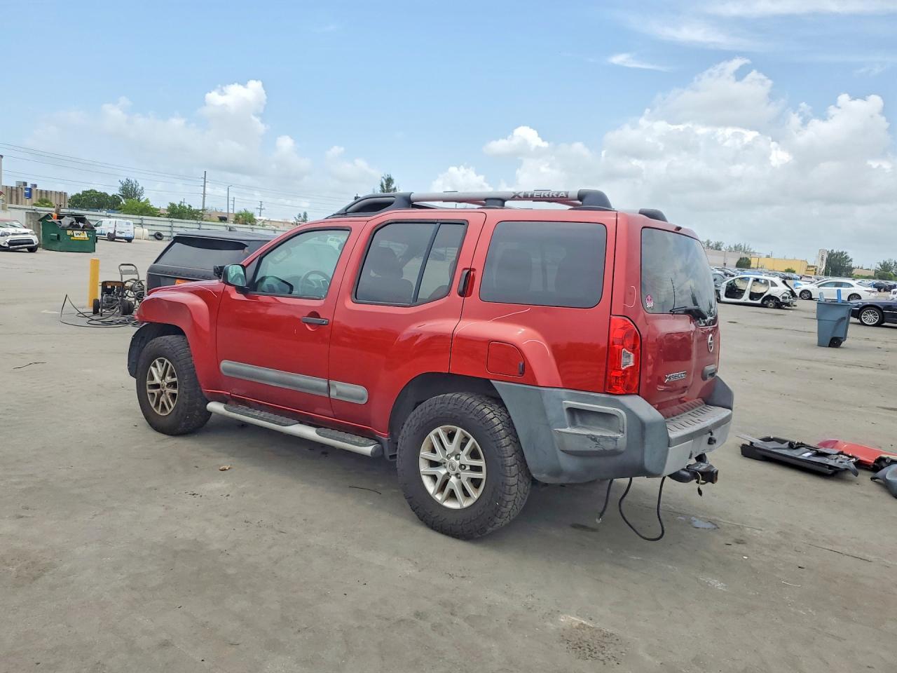 2014 Nissan Xterra S - Фото 2