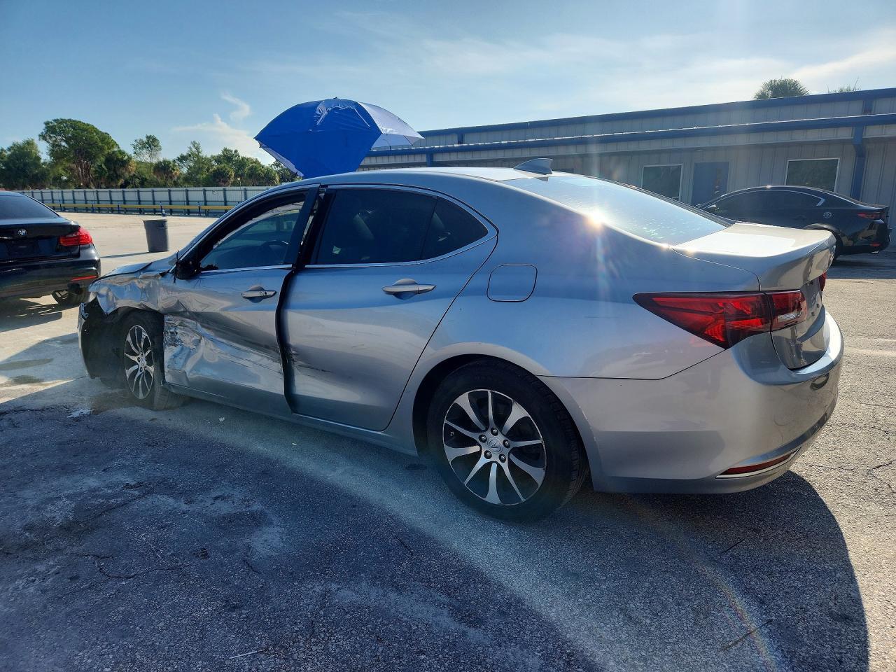 2017 Acura Tlx - Image 2