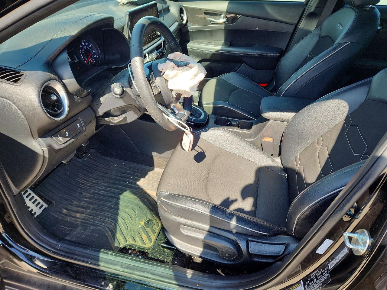 2024 Kia Forte Gt Line - Фото 7