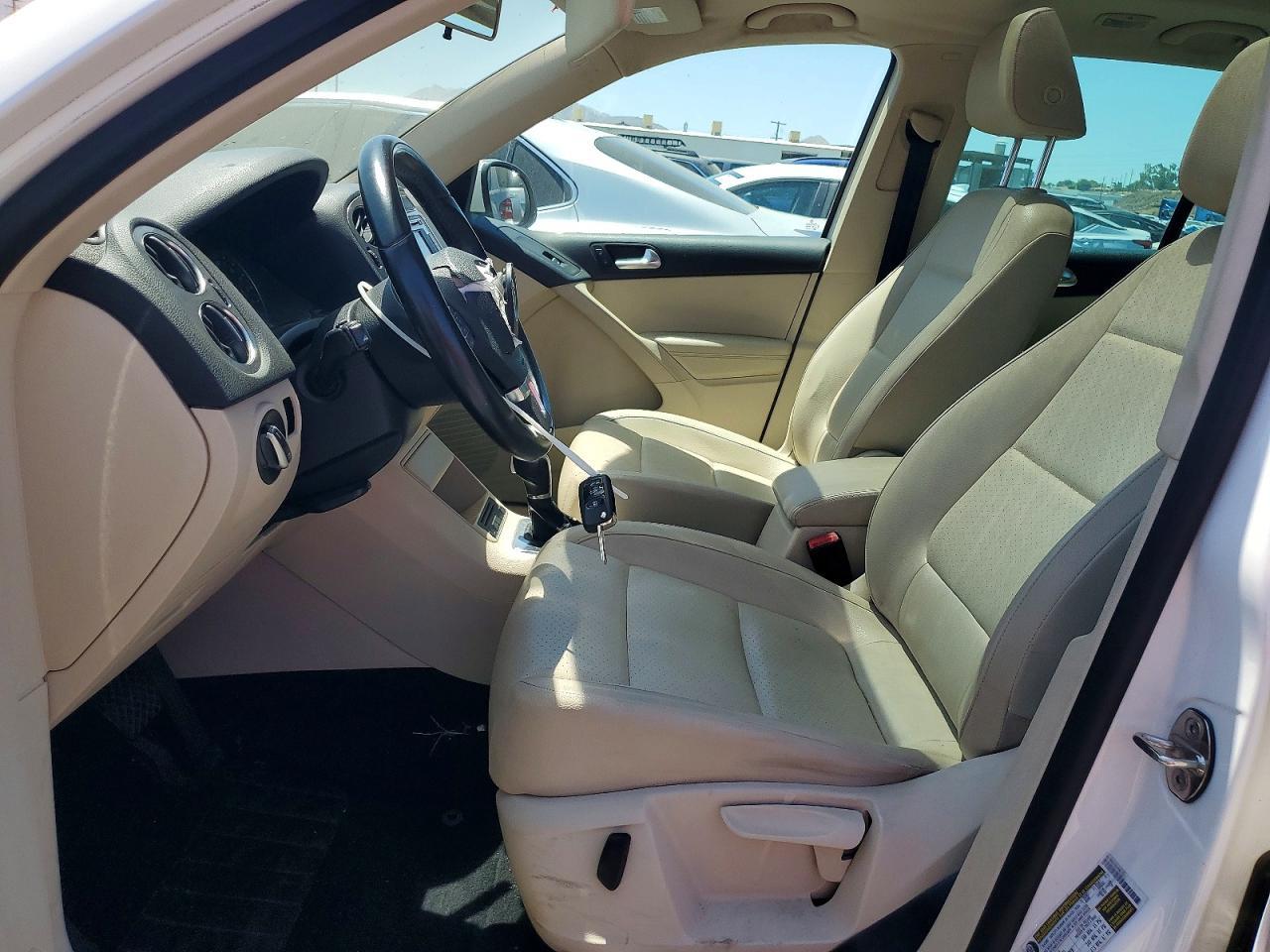 2012 Volkswagen Tiguan Se - Фото 7