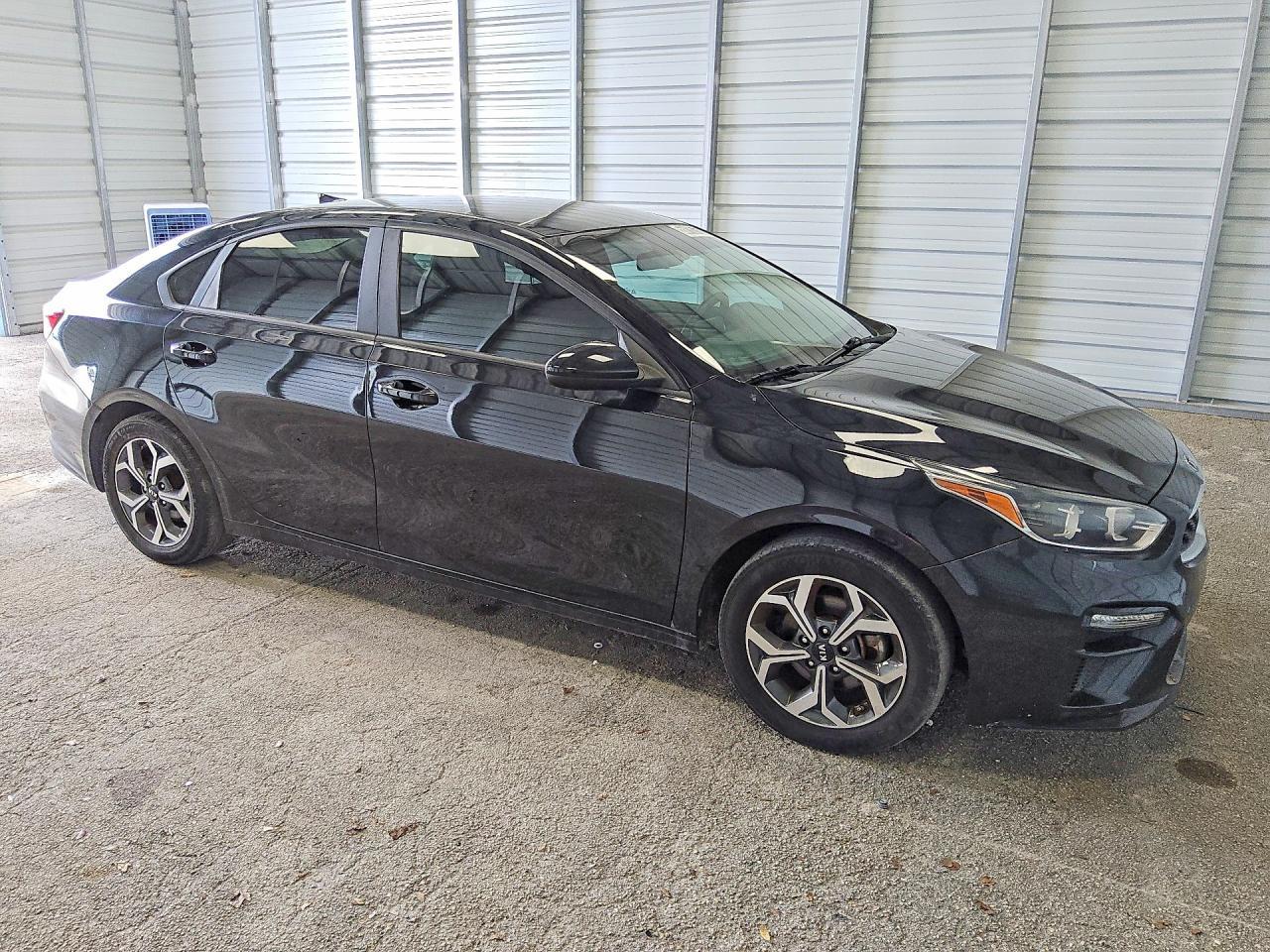 2020 Kia Forte Lxs - Image 4