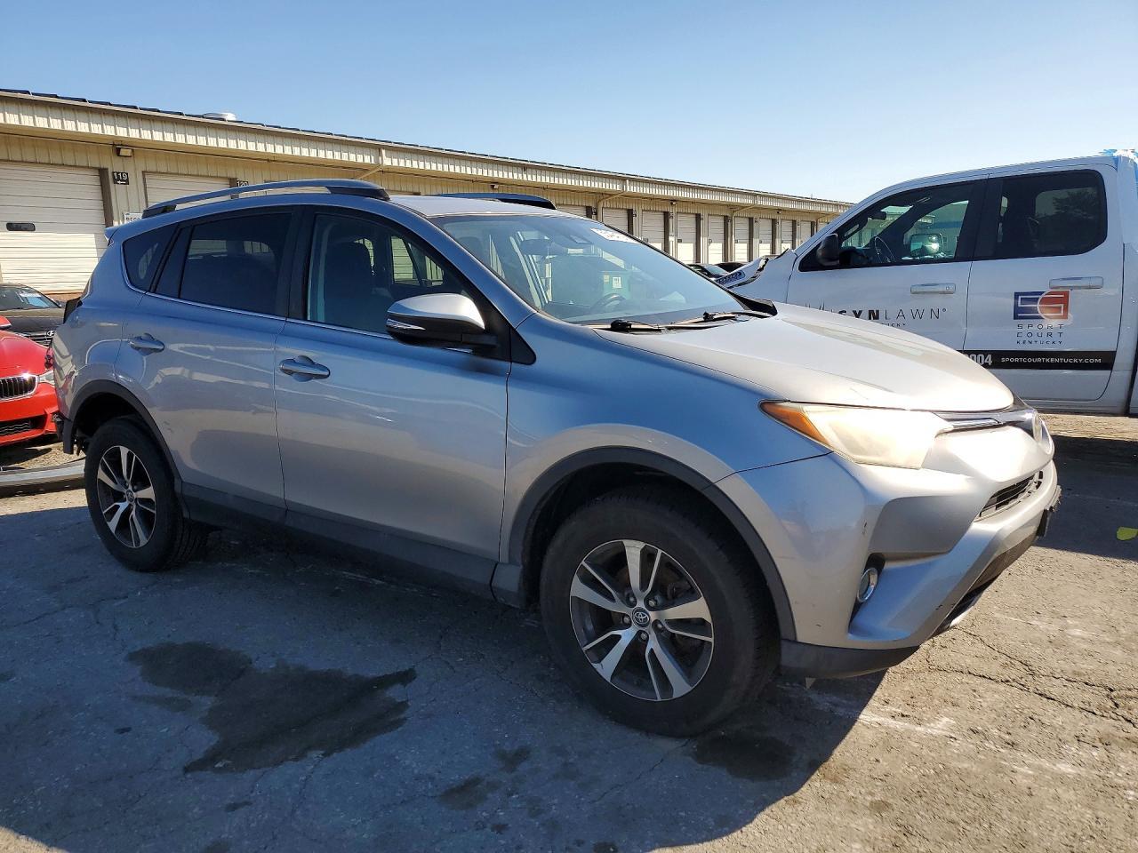 2018 Toyota Rav4 Xle - Фото 4