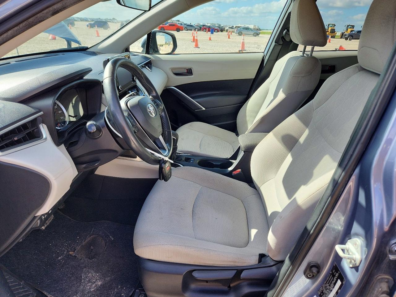 2022 Toyota Corolla Cross Le - Image 7