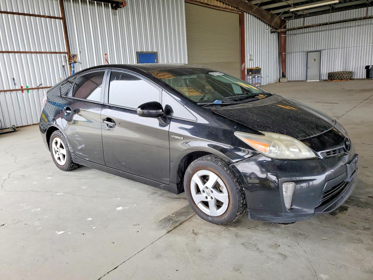 2012 Toyota Prius Three - Image 4