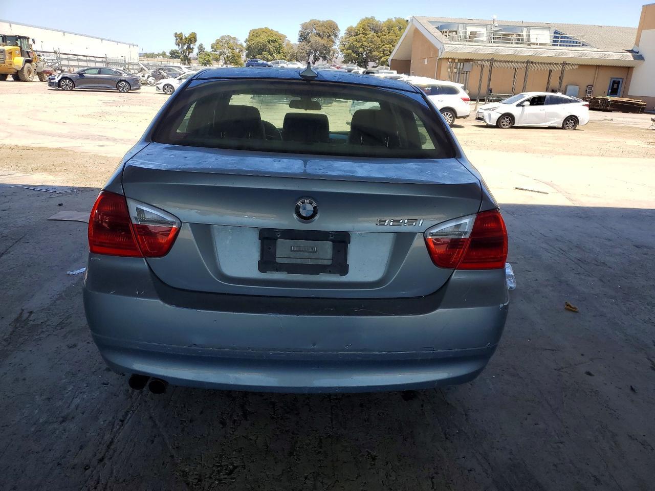 2006 BMW 325 I - Фото 6