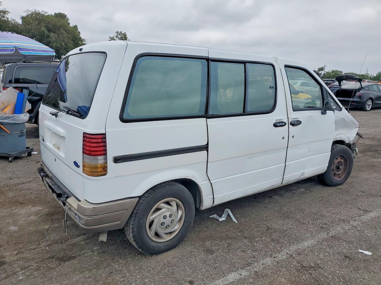 1993 Ford Aerostar - Фото 3