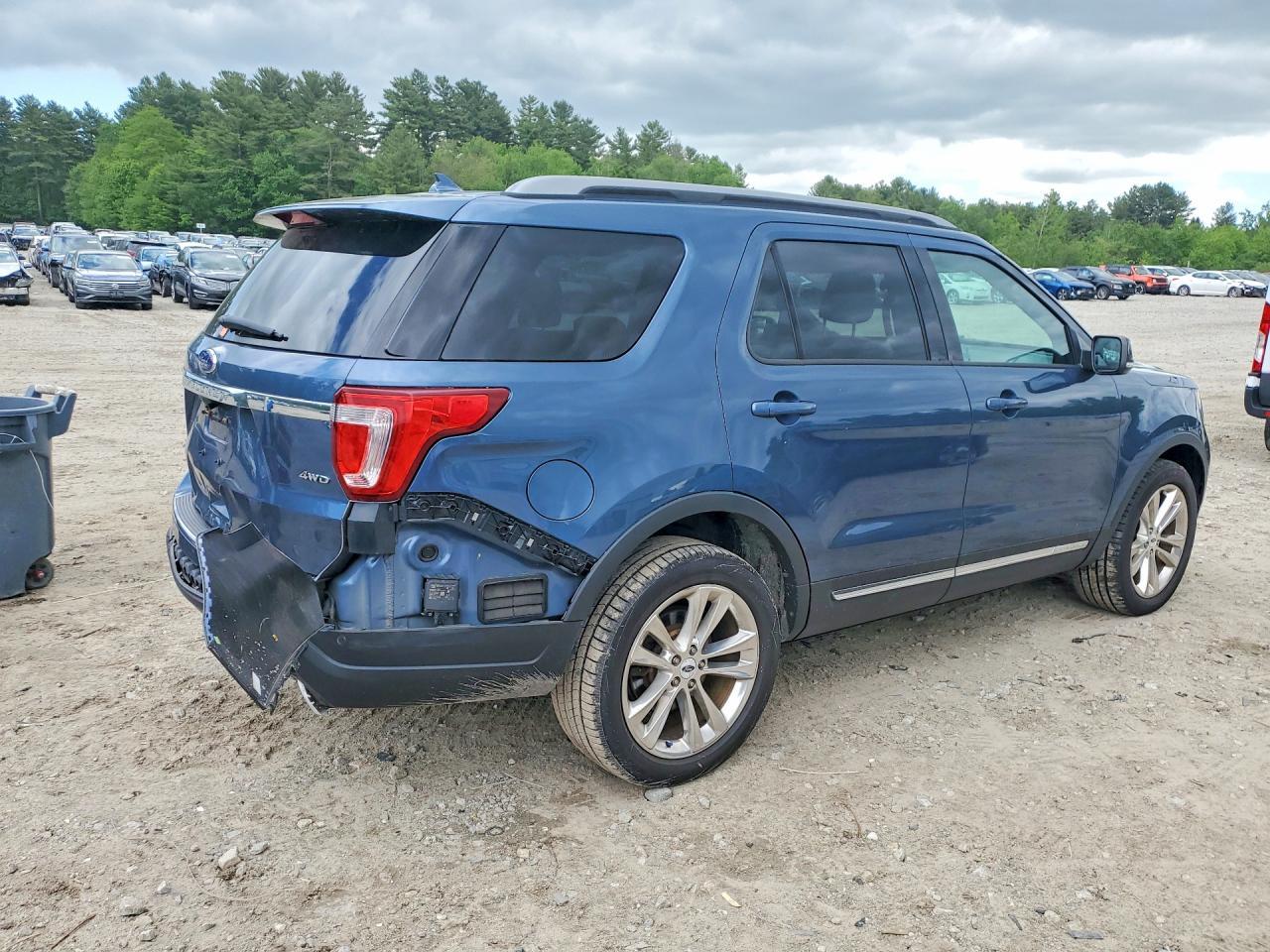 2018 Ford Explorer Xlt - Image 3