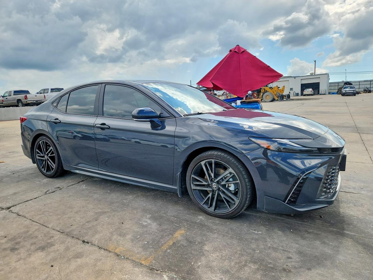 2025 Toyota Camry Xse - Image 4