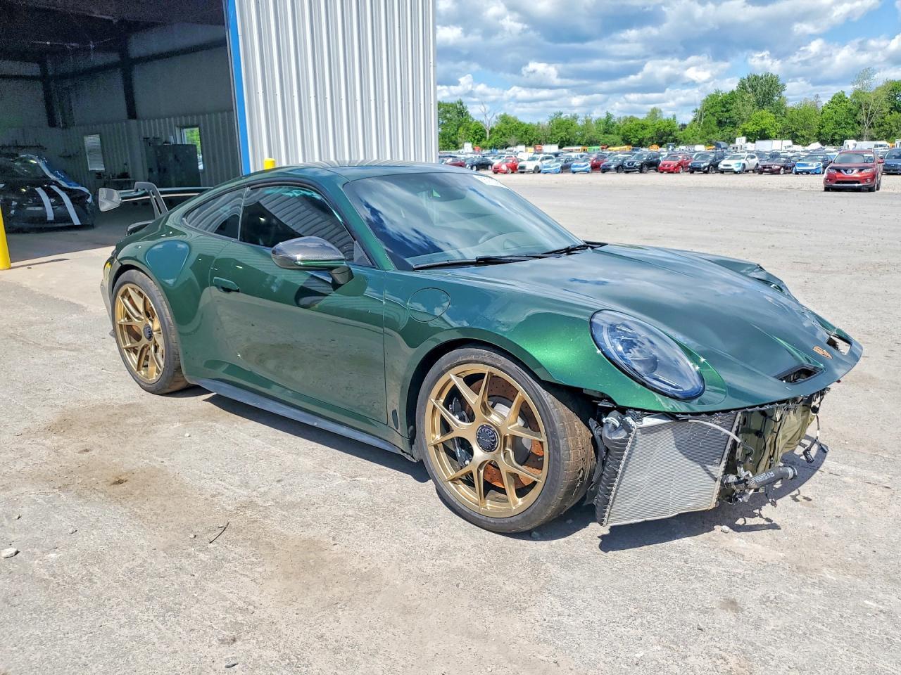 2026 Porsche 918 - Фото 4