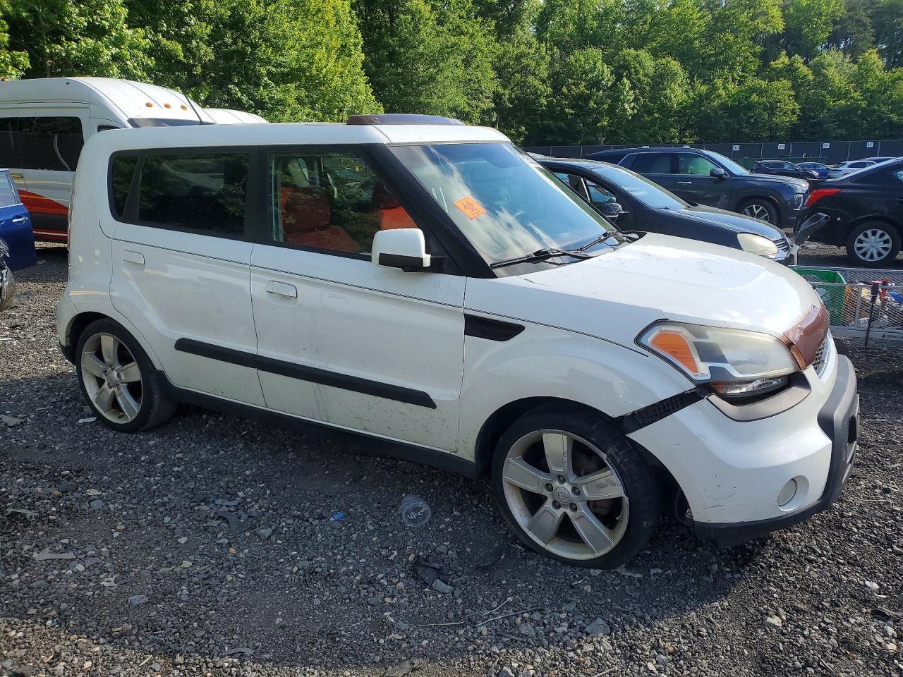 2010 Kia Soul + - Image 4