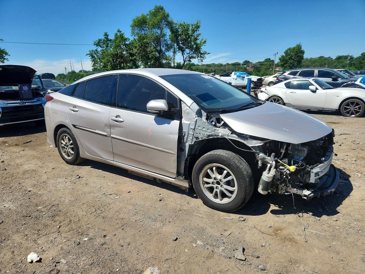 2019 Toyota Prius Prime Plus - Фото 4
