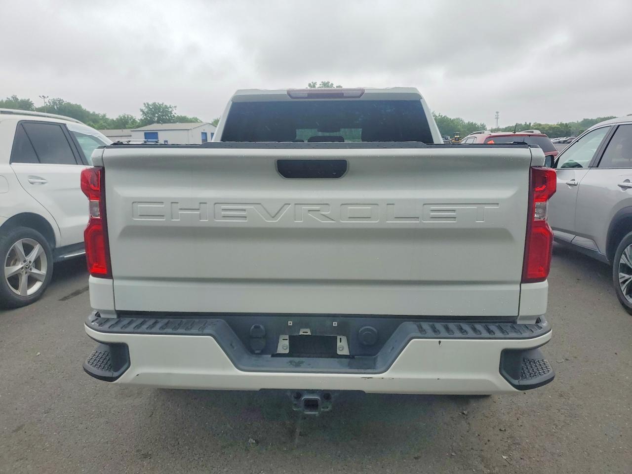 2021 Chevrolet Silverado K1500 Custom - Фото 6