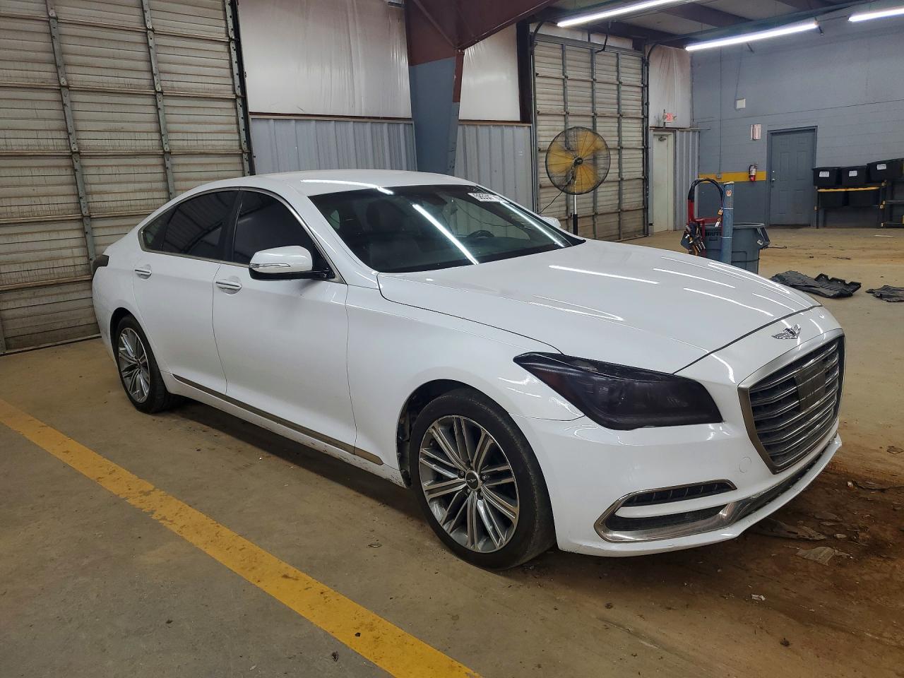 2018 Genesis G80 3.8 - Image 4