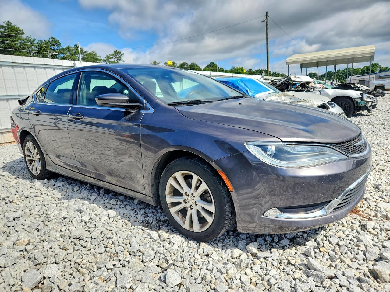 2015 Chrysler 200 Limited - Image 4