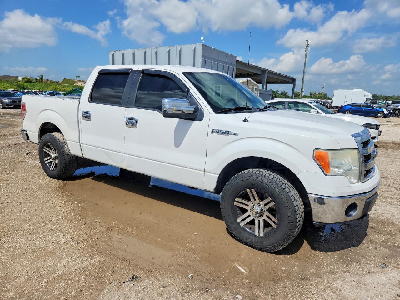 2013 Ford F150 Supercrew - Фото 4