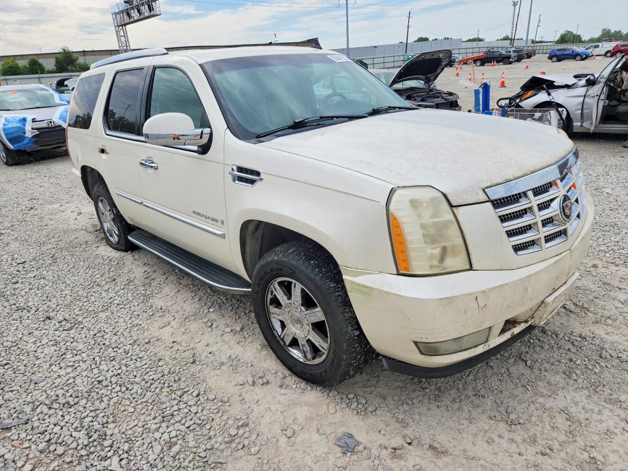 2007 Cadillac Escalade Luxury - Image 4